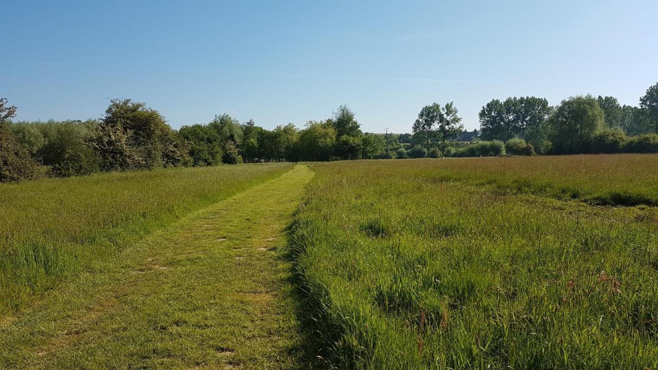 Gite Du Vieux Saule 1 Gite Avec Spa Privatif Pour 2 Personnes 1 Suite Familiale Sans Spa Vieil-Hesdin Kültér fotó